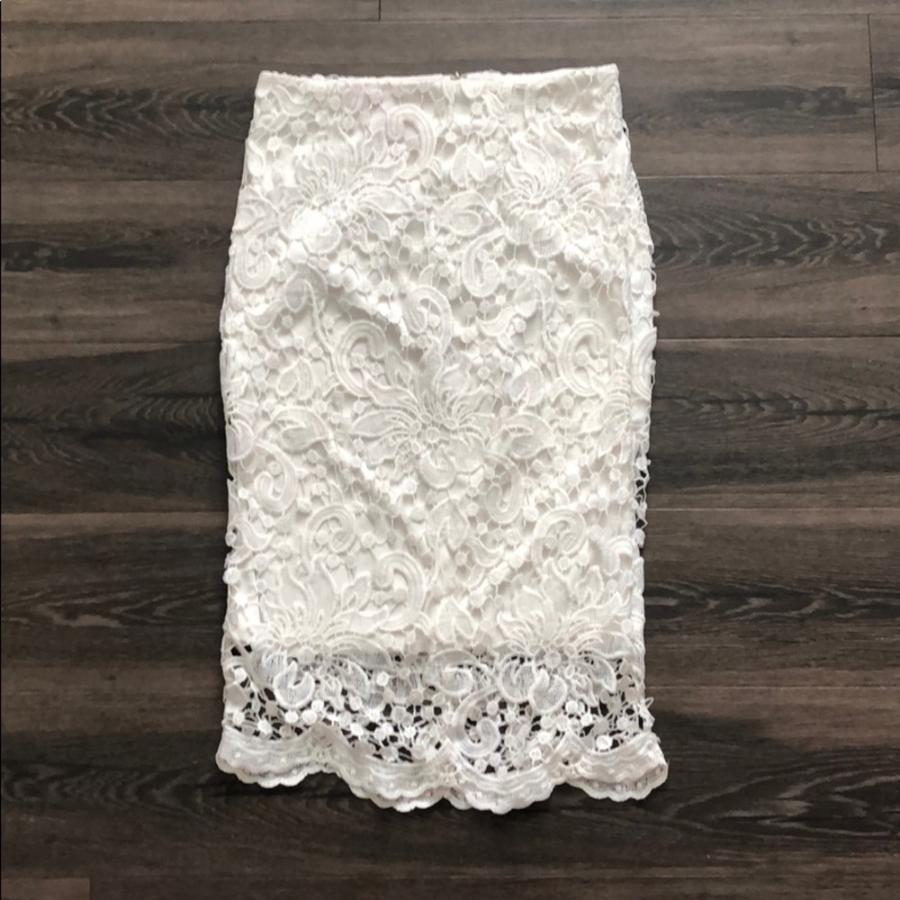 Lacey white midi skirt